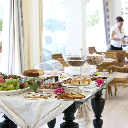 Relais Valle Dell'idro - Rooftop & Sea View, 4* אוטרנטו