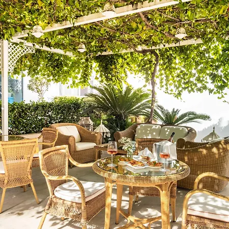 Relais Valle Dell'idro 4*