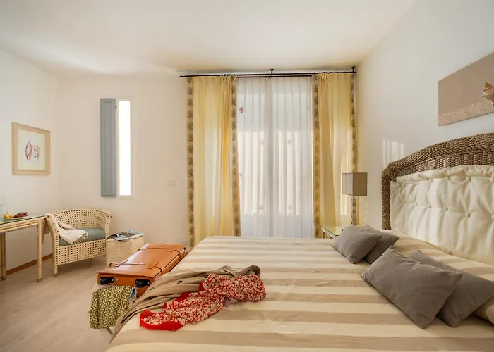 Relais Valle Dell'idro Hotel